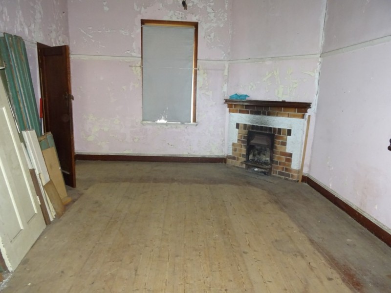 17 Clarendon Street, Maryborough VIC 3465