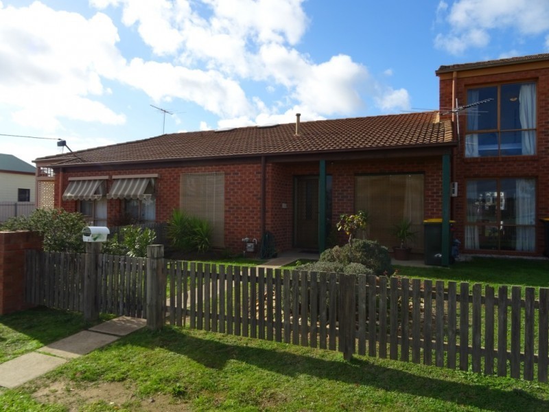 4/94 Burns Street, Maryborough VIC 3465