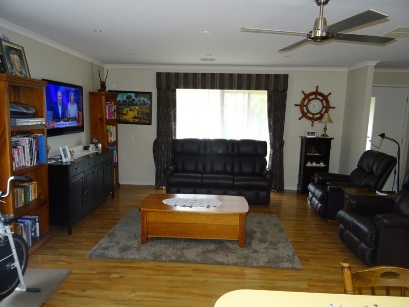 30 Smith Street, Carisbrook VIC 3464