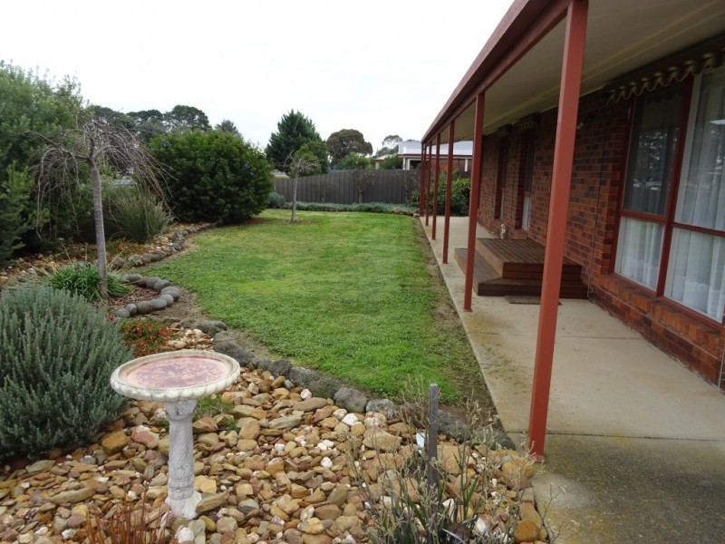 30 Smith Street, Carisbrook VIC 3464