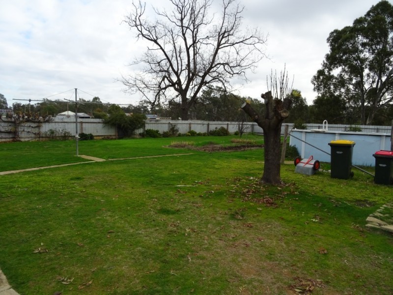 30 Tweeddale Street, Dunolly VIC 3472