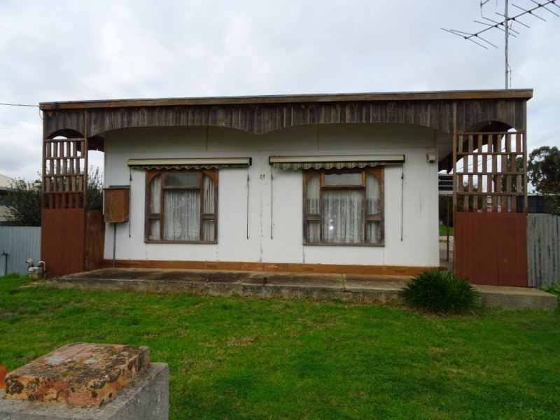 24 Golden Wattle Drive, Maryborough VIC 3465