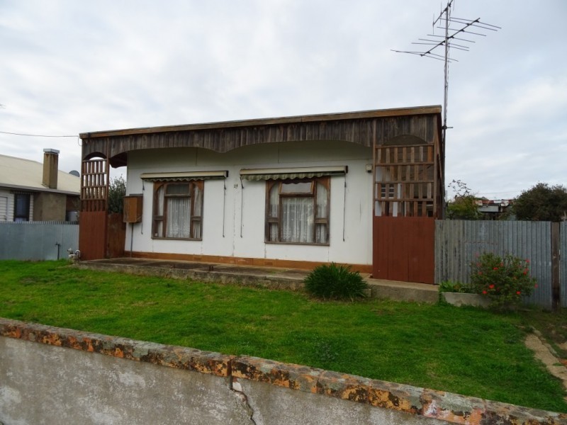 24 Golden Wattle Drive, Maryborough VIC 3465