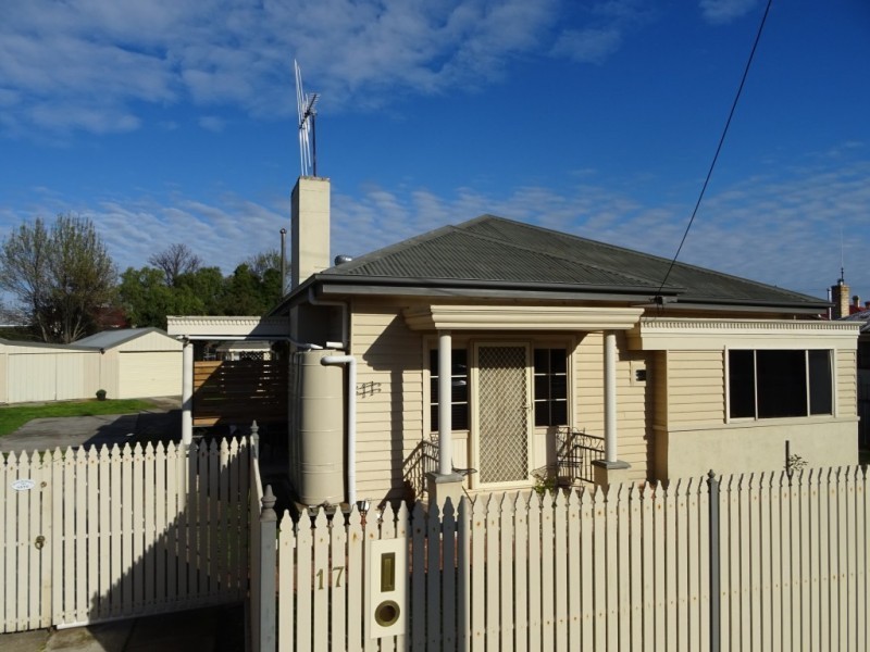 17 Nolan Street, Maryborough VIC 3465