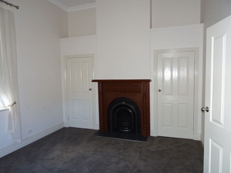 155 High Street, Avoca VIC 3467