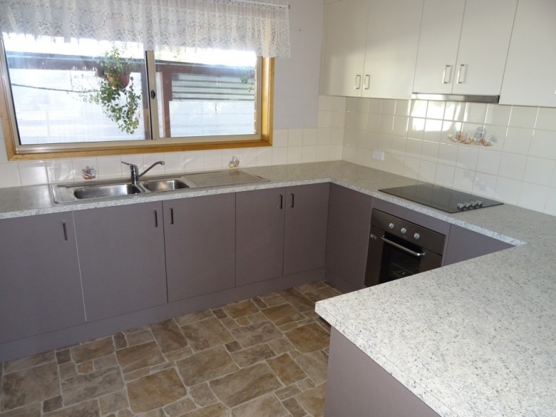 17 Powlett Street, Carisbrook VIC 3464