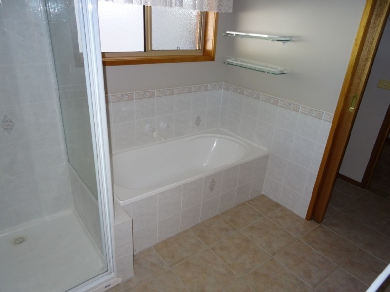 17 Powlett Street, Carisbrook VIC 3464