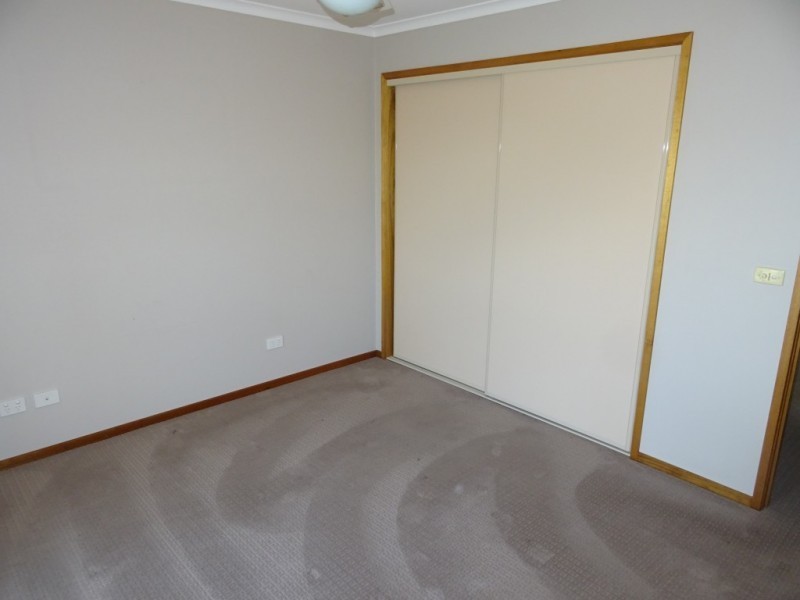 17 Powlett Street, Carisbrook VIC 3464