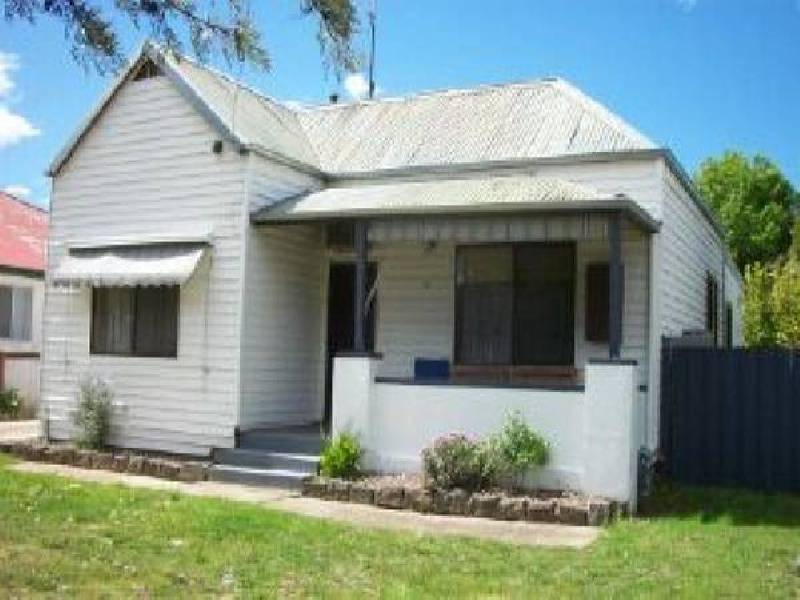 73 Majorca Road, Maryborough VIC 3465