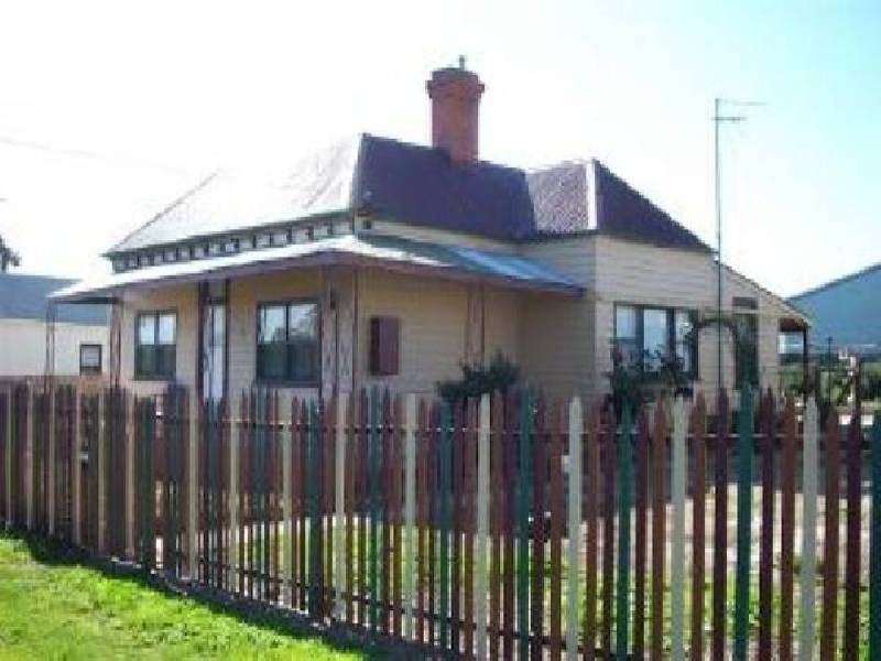 3 Carrick Street, Maryborough VIC 3465