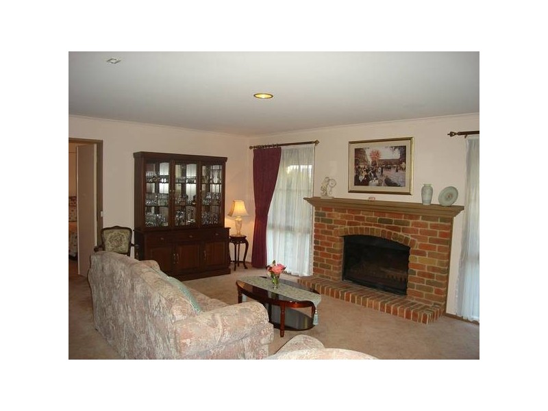 9 Moondarra Court, Maryborough VIC 3465