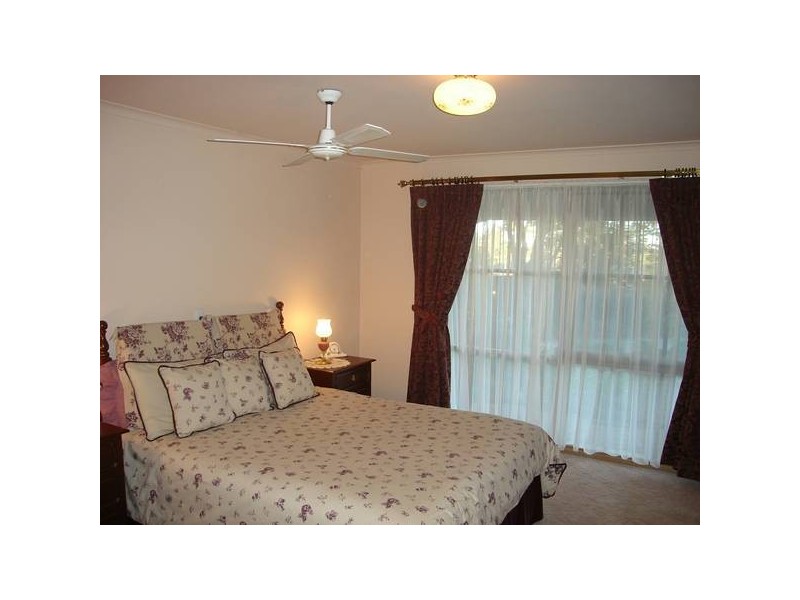 9 Moondarra Court, Maryborough VIC 3465