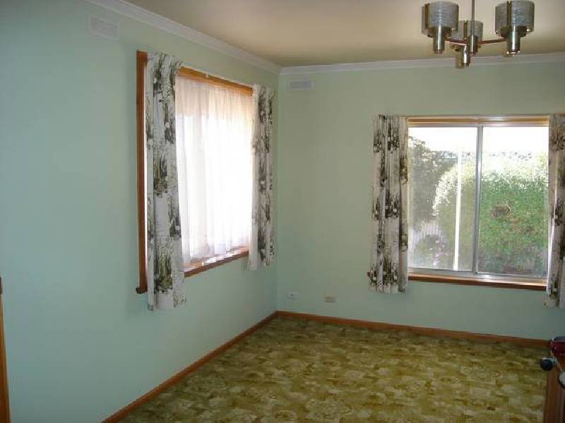 Wellington Street, Maryborough VIC 3465