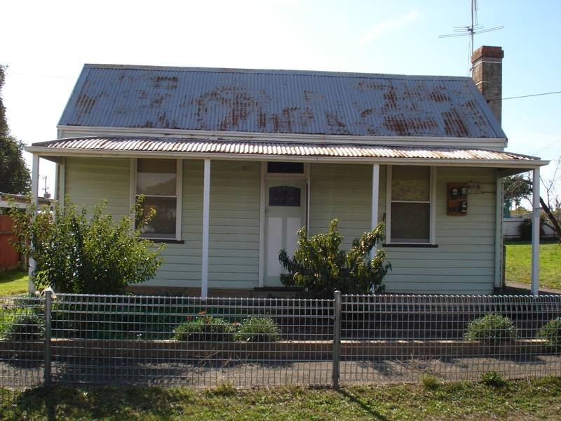 27 Higham Street, Maryborough VIC 3465