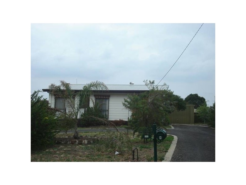 4 McLennan Street, Maryborough VIC 3465