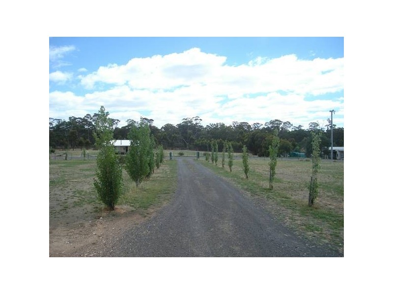 62 Menzies Drive, Daisy Hill VIC 3465