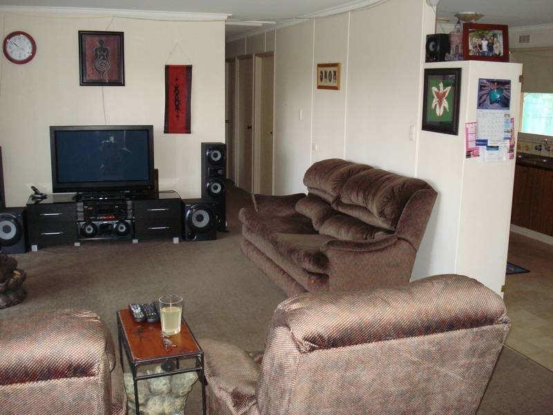14 Annersly Street North, Carisbrook VIC 3464