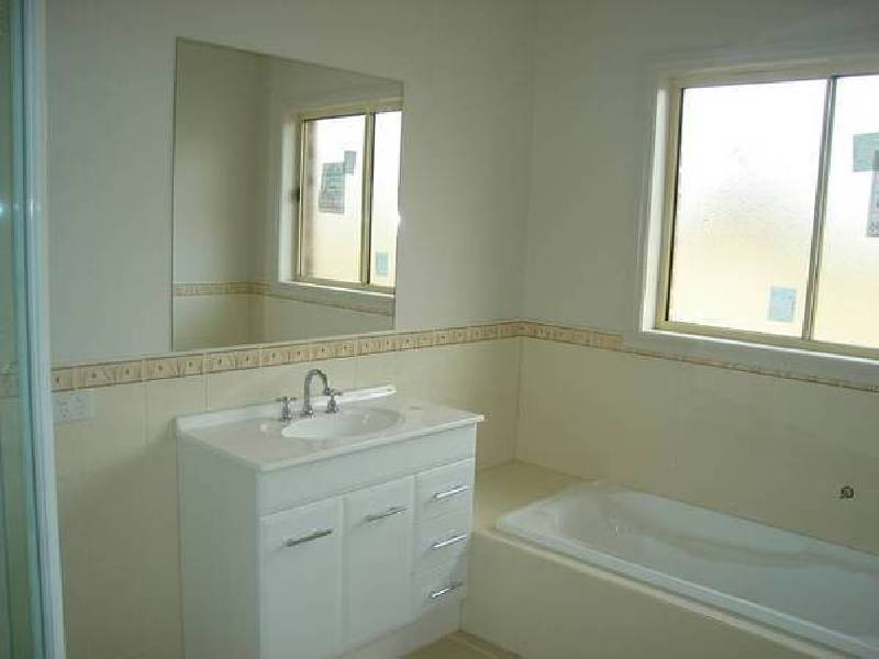 12 Simpson Street, Carisbrook VIC 3464