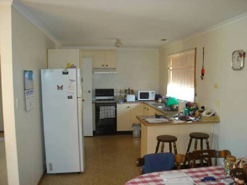 3/112 Park Road, Maryborough VIC 3465