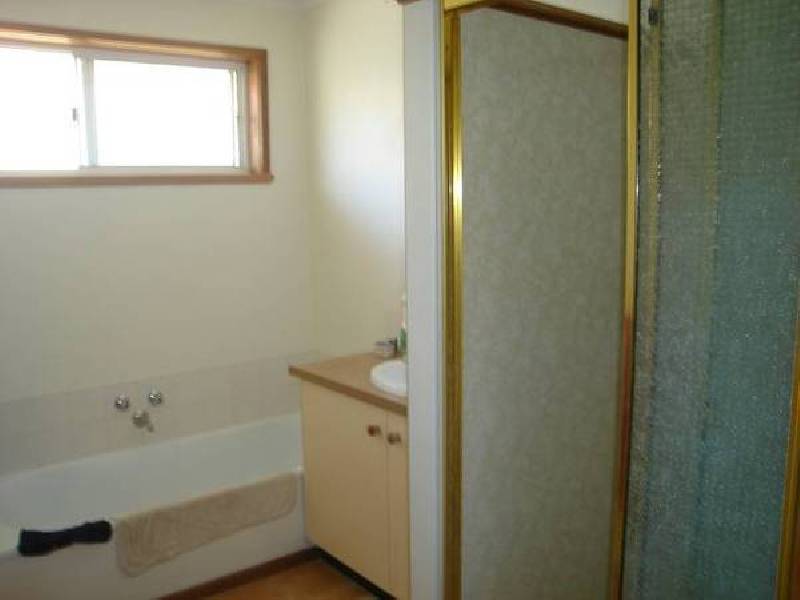 3/112 Park Road, Maryborough VIC 3465