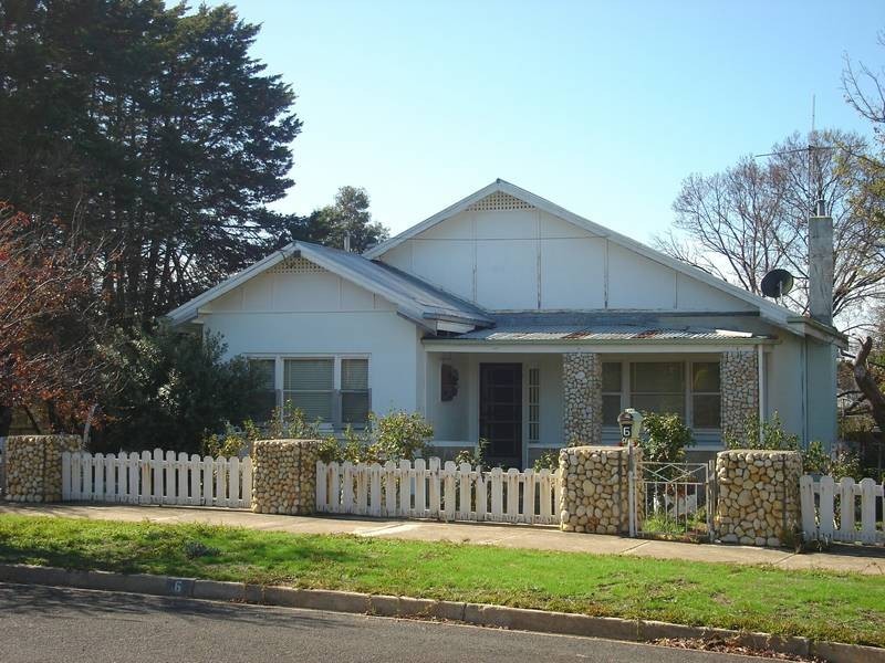 6 Daly Street, Maryborough VIC 3465