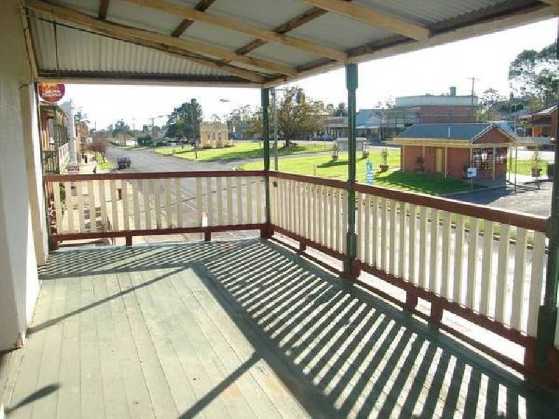 High Street, Avoca VIC 3467