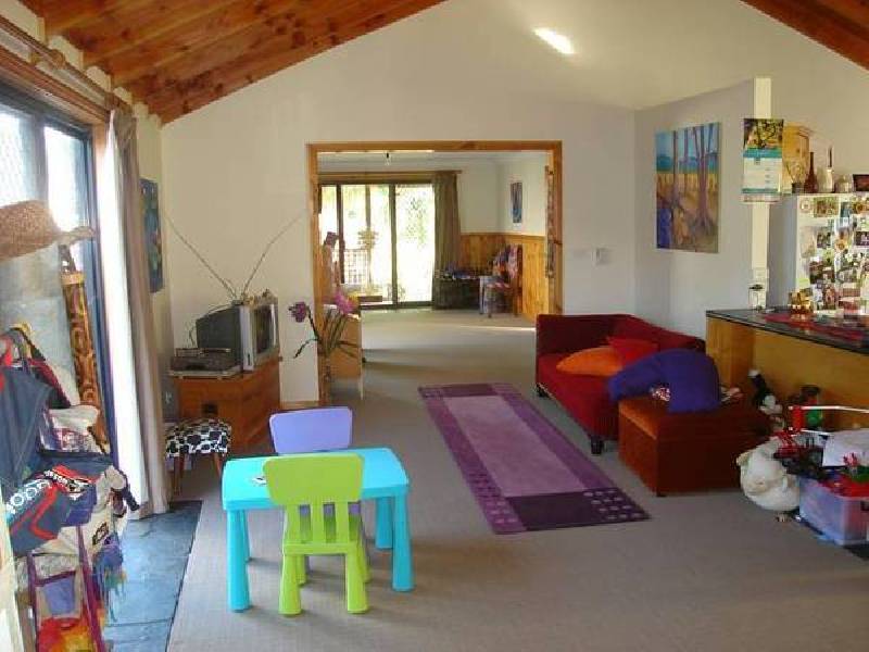 High Street, Avoca VIC 3467