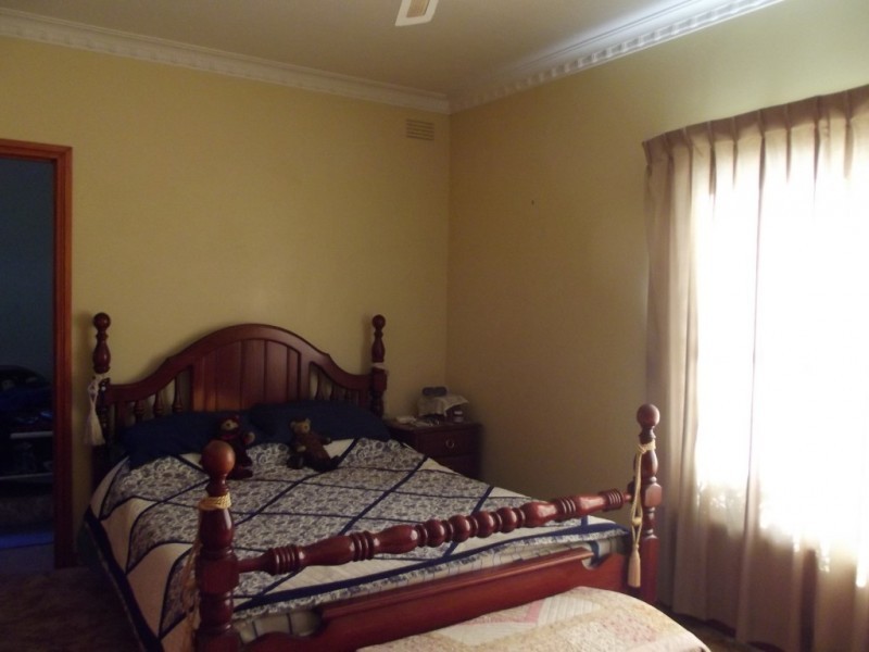 33 Kars Street, Maryborough VIC 3465