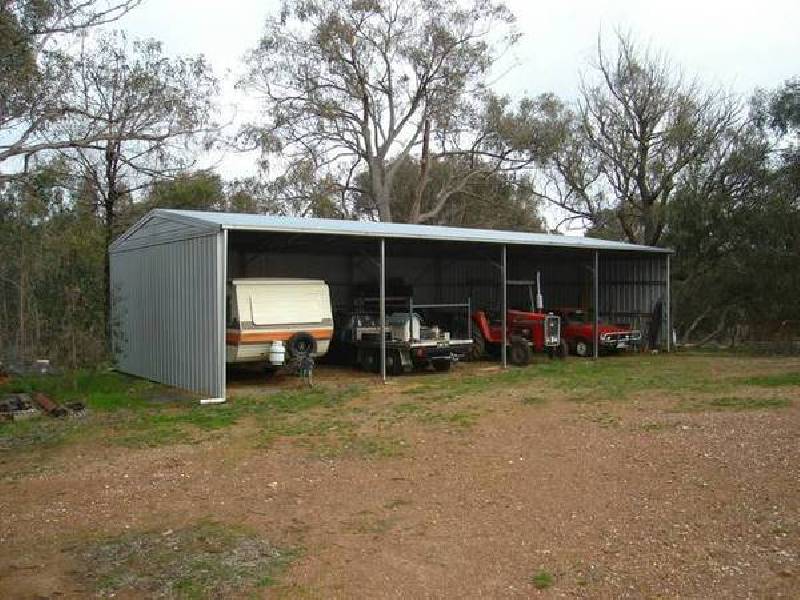 65 Wood Street, Moonambel VIC 3478