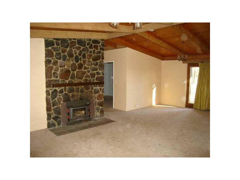 103-105 Majorca Road, Maryborough VIC 3465