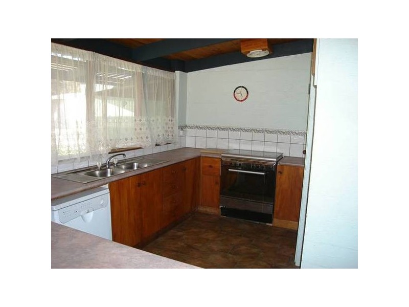 103-105 Majorca Road, Maryborough VIC 3465