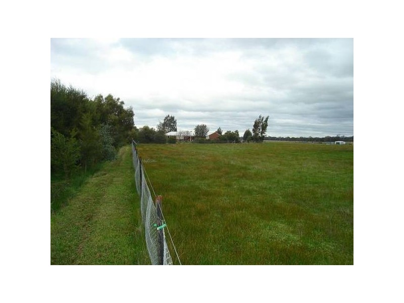 RMB 251A Sunraysia Highway, Redbank VIC 3478