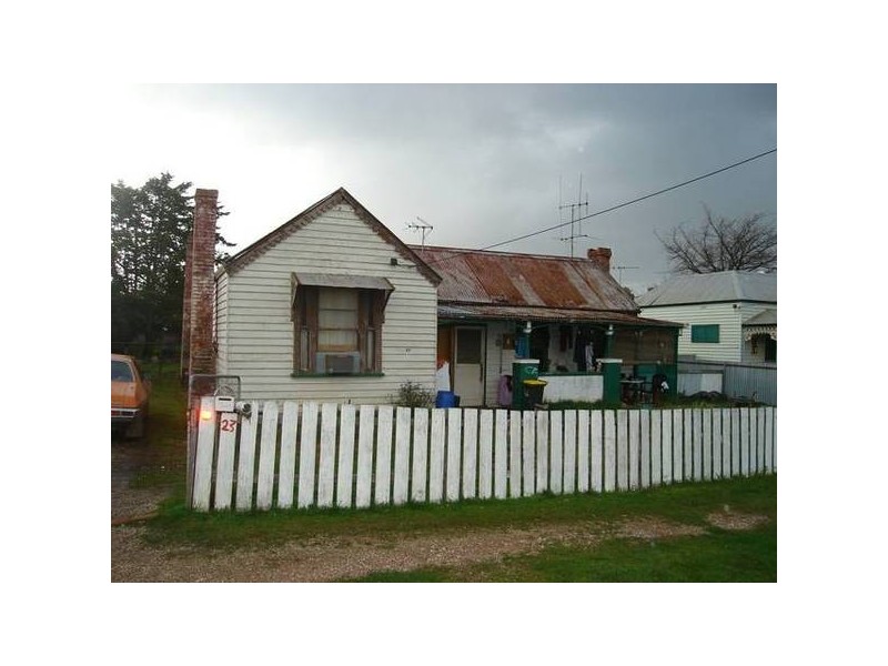 23 Albert Street, Maryborough VIC 3465