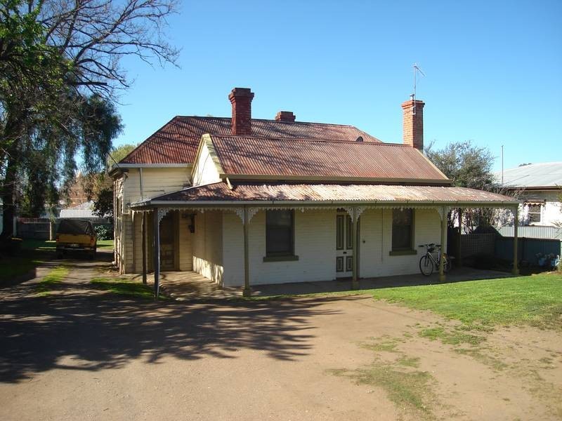 1 & 2/20 Inkerman Street, Maryborough VIC 3465