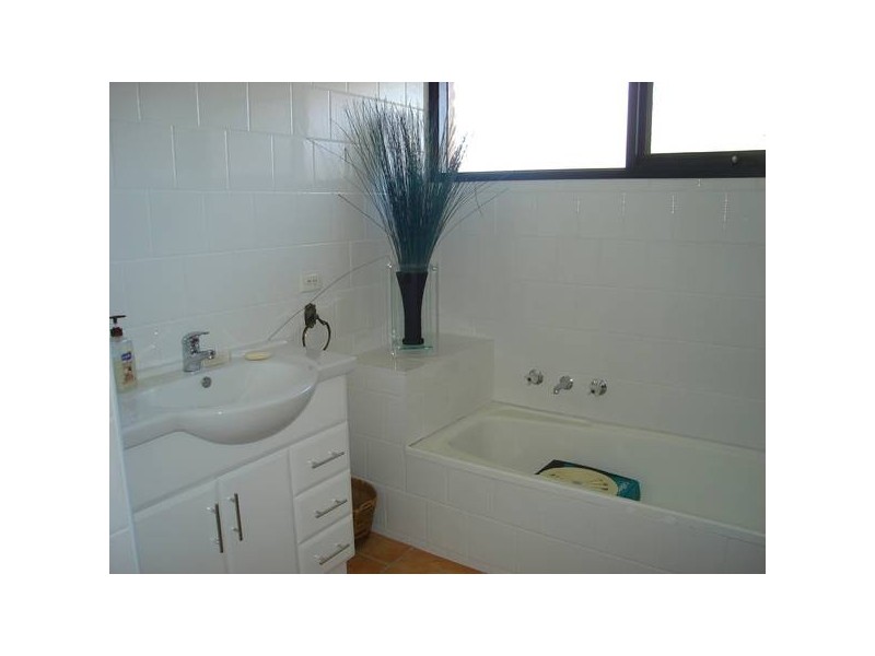 122 Majorca Road, Maryborough VIC 3465