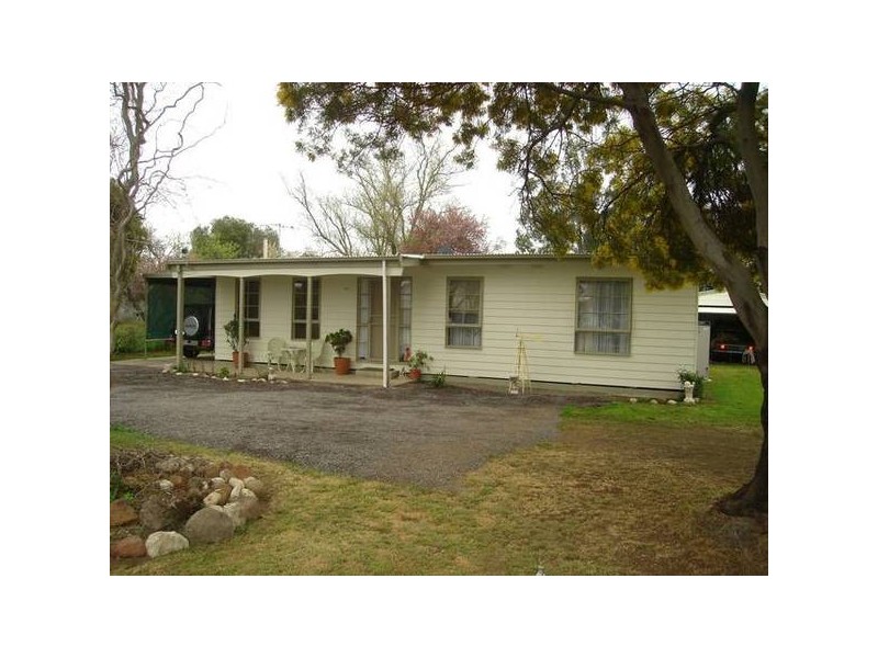 7 Victoria Street, Carisbrook VIC 3464