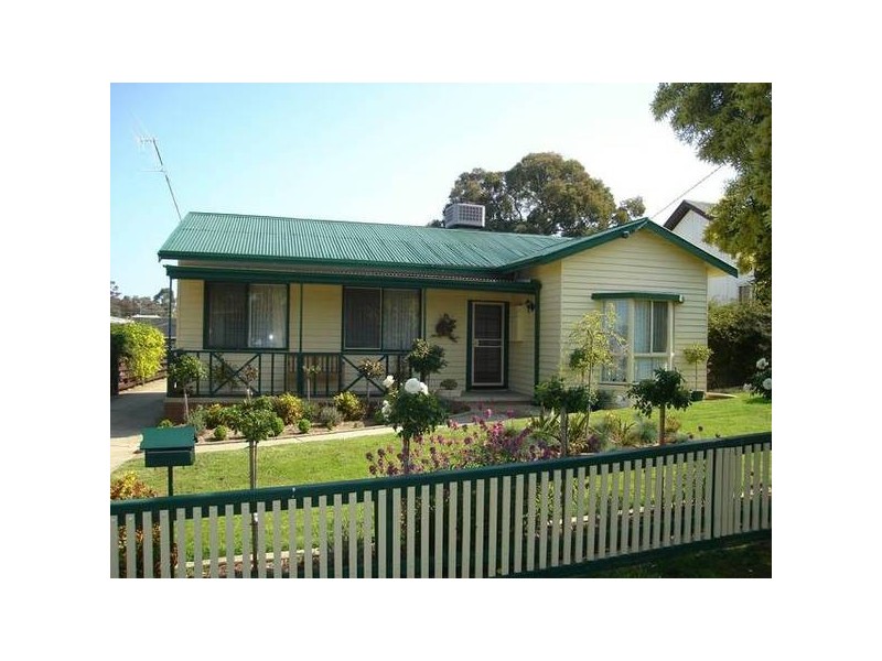 41 Laidman Street, Maryborough VIC 3465