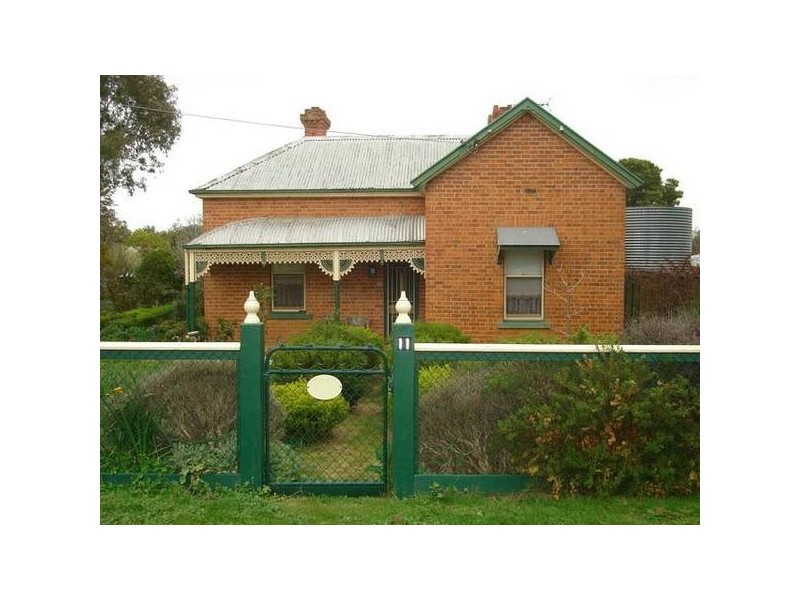 11 Davies Street, Bealiba VIC 3475