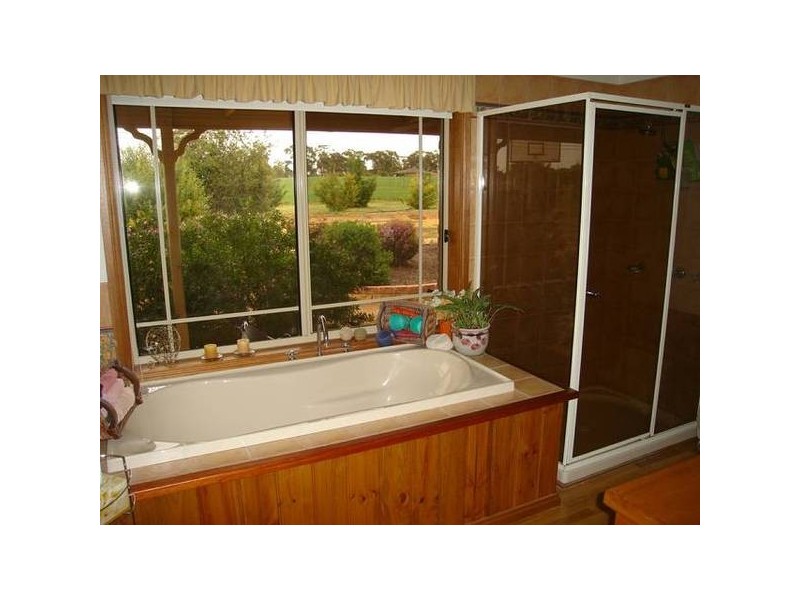 448 Alma Bowenvale Road, Timor VIC 3465
