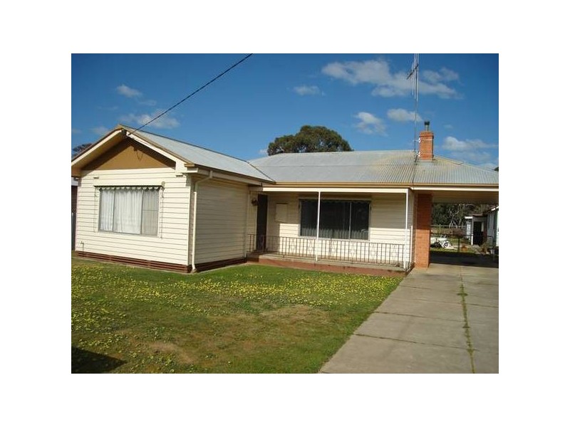 184 Park Road, Maryborough VIC 3465