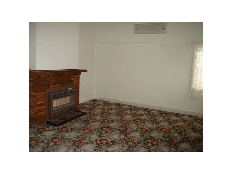 16 Albert Street, Maryborough VIC 3465