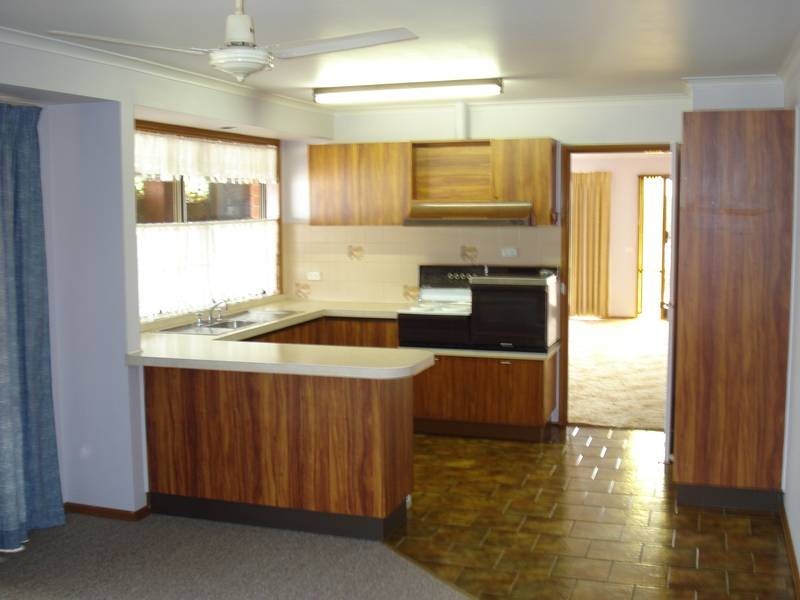 17 Birch Street, Carisbrook VIC 3464