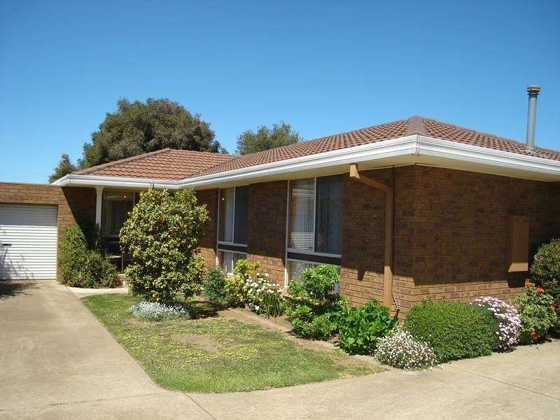 2/296 Gladstone Street, Maryborough VIC 3465