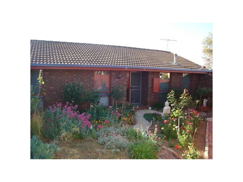 2/75 Gillies Street, Maryborough VIC 3465