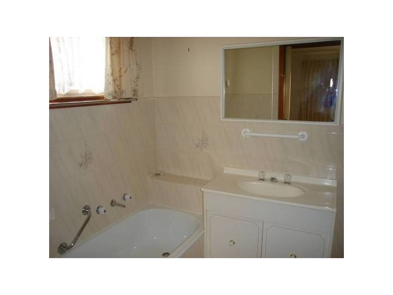 3/20 Dundas Road, Maryborough VIC 3465