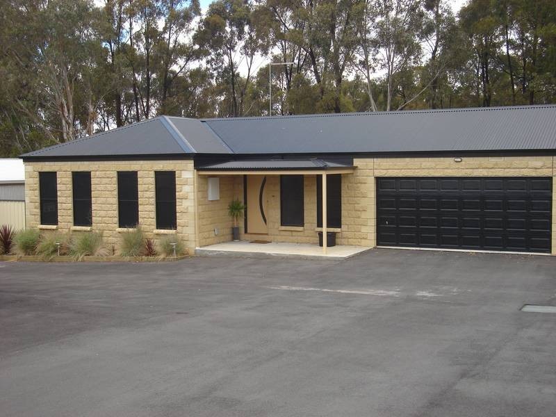 2/194 Gladstone Street, Maryborough VIC 3465