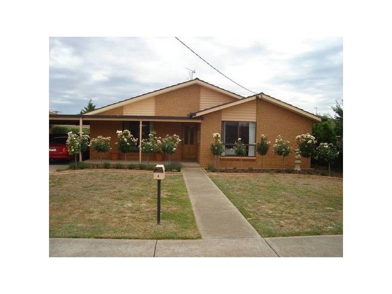 4 Gazis Court, Maryborough VIC 3465