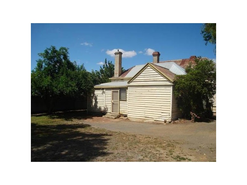 2/20 Inkerman Street, Maryborough VIC 3465