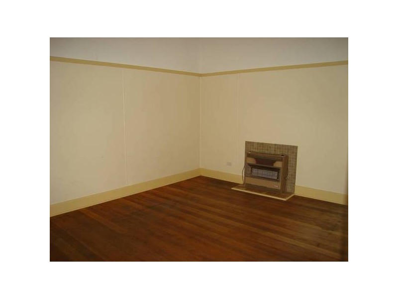 33 Wills Street, Maryborough VIC 3465