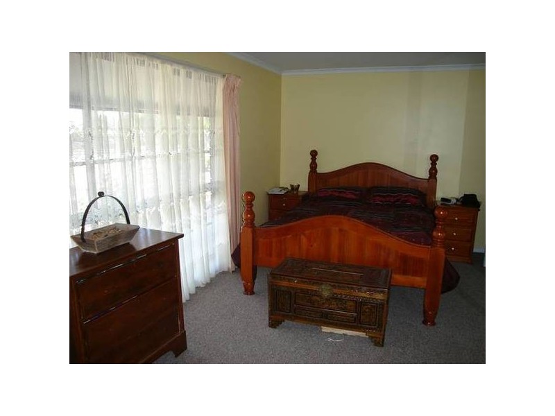 14 McLachlan Street, Carisbrook VIC 3464